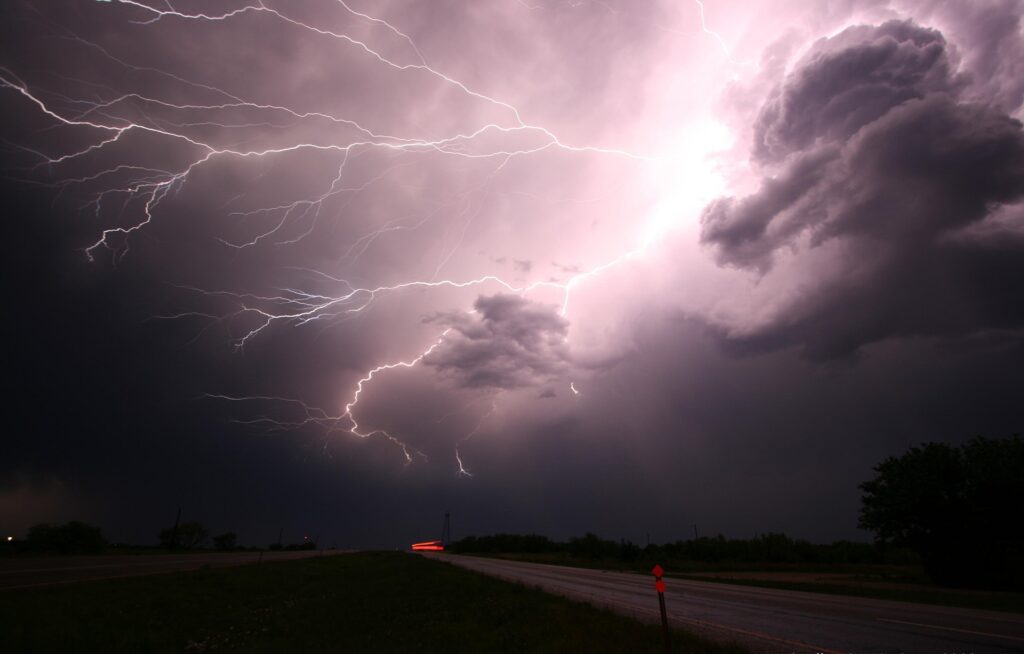 Symbolism Behind the Lightning Bolt in Spirituality Symbolism Behind the Lightning Bolt in Spirituality